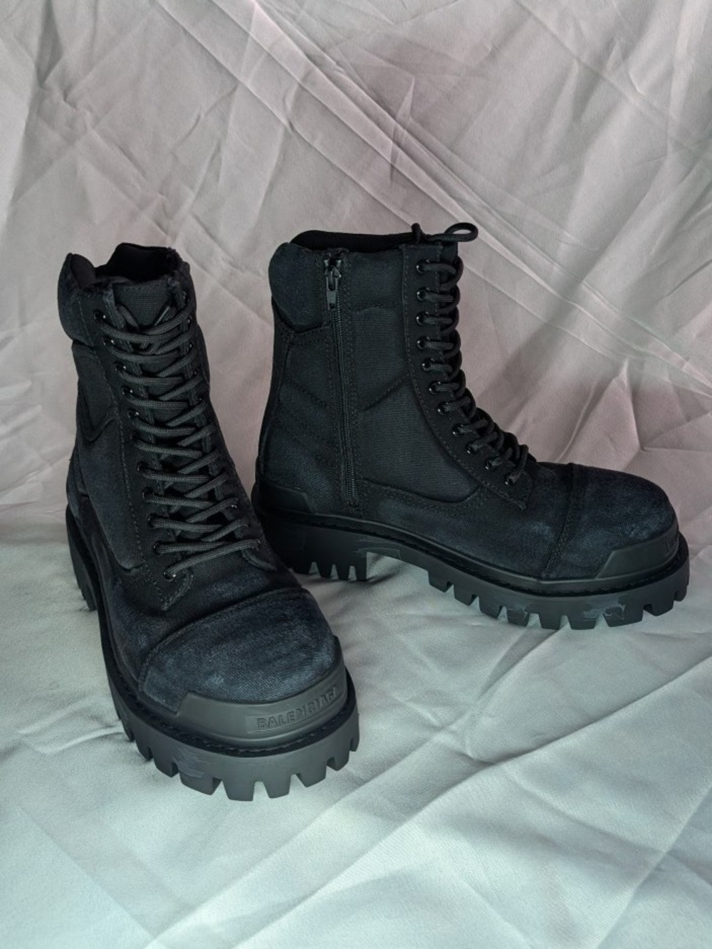 Balenciaga Men's Black Combat Boots - Picture 1 of 5